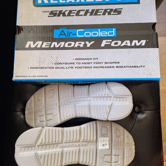 Skechers Men Size 8.5 Equalizer Slip-On Sneakers, BNIB - Picture 4 of 4